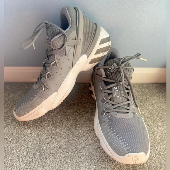 Like New Men’s Adidas D.O.N. Issue #2 Basketball Shoes, Steel Gray & White, 13 - Picture 2 of 10